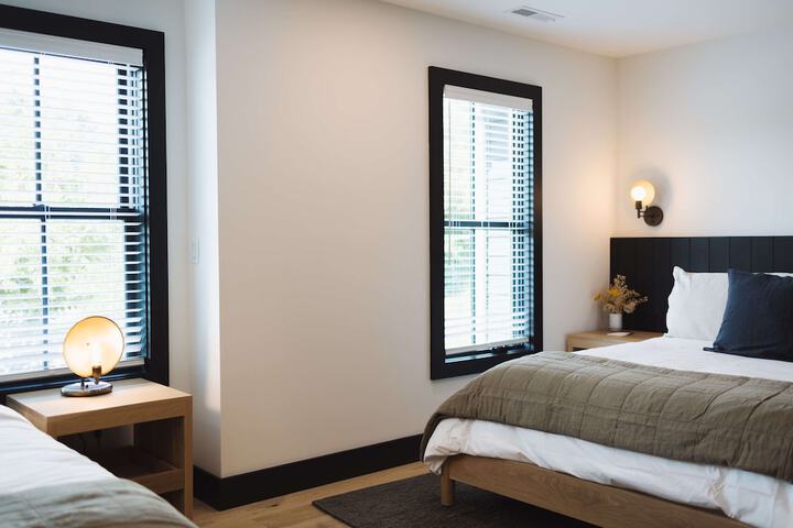 Room 10 of 30