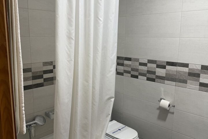 Room 95 of 127