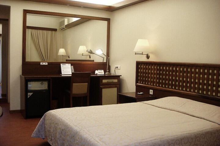 Room 26 of 52