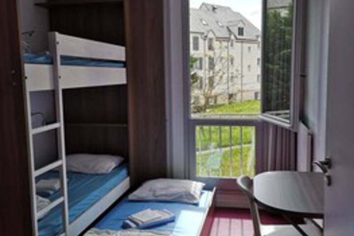 Room 46 of 135