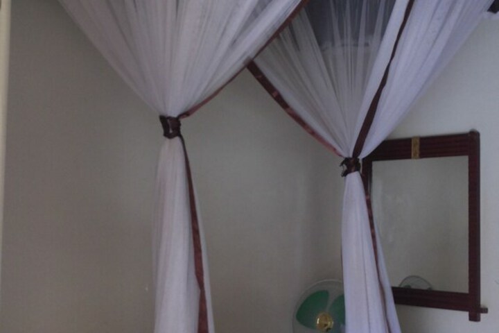 Room 19 of 42