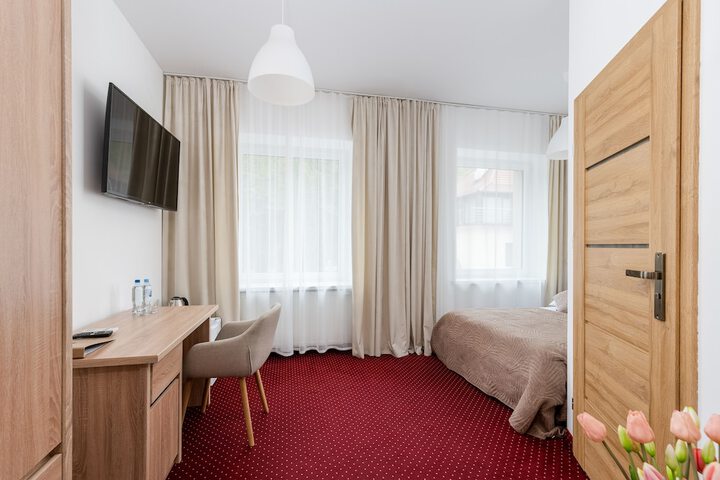 Room 11 of 67