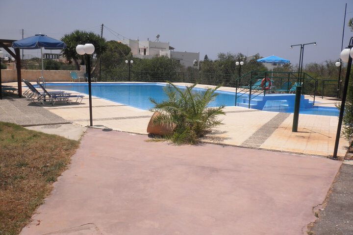 Hotel Pool