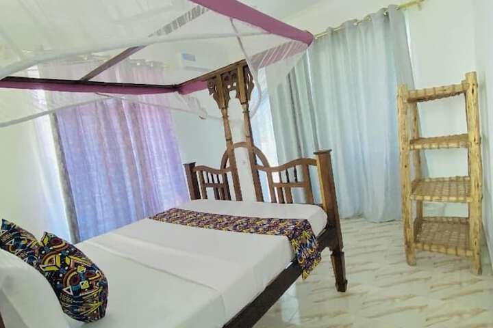 Room 2 of 54