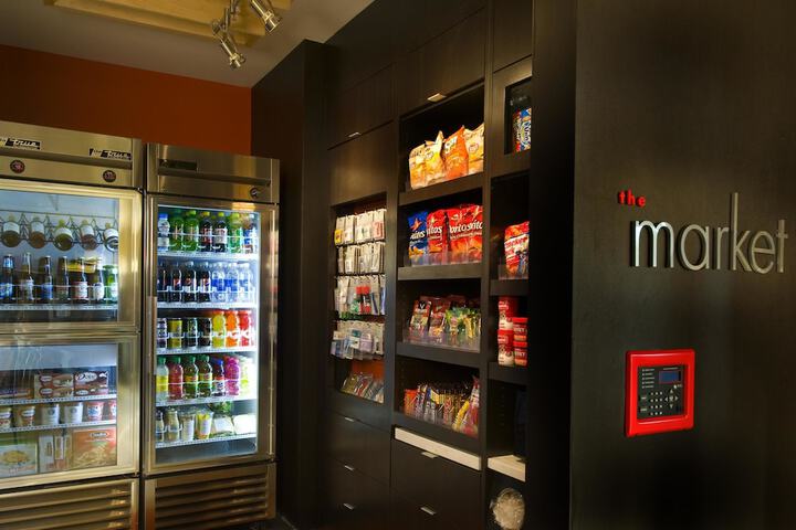 Snack bar