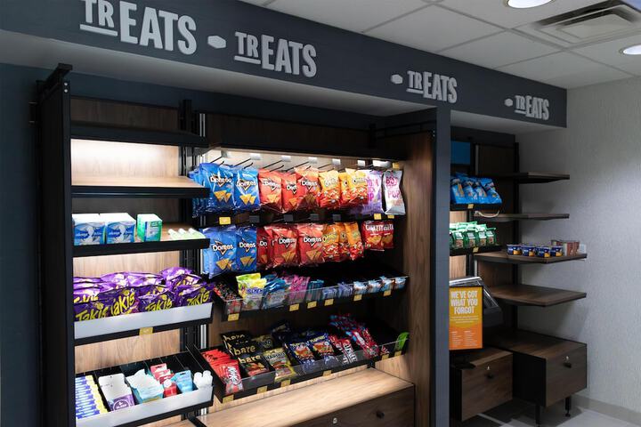 Snack bar