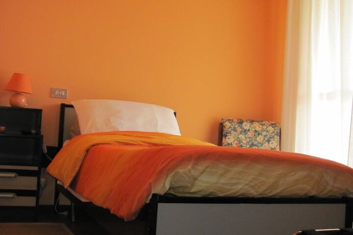 Room 3 of 55