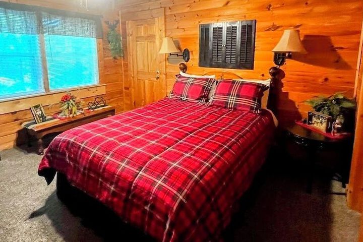 Room 90 of 299