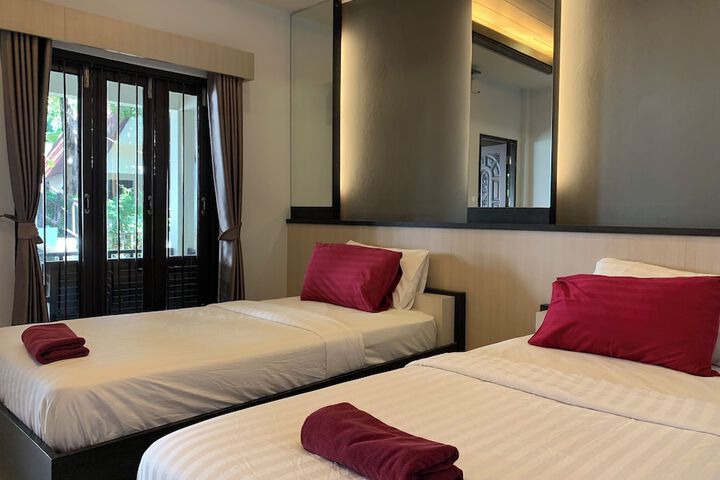 Room 16 of 44