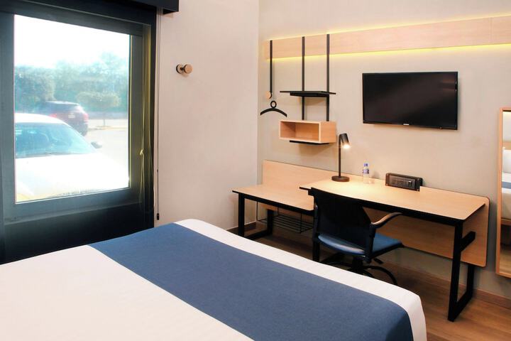 Room 7 of 55