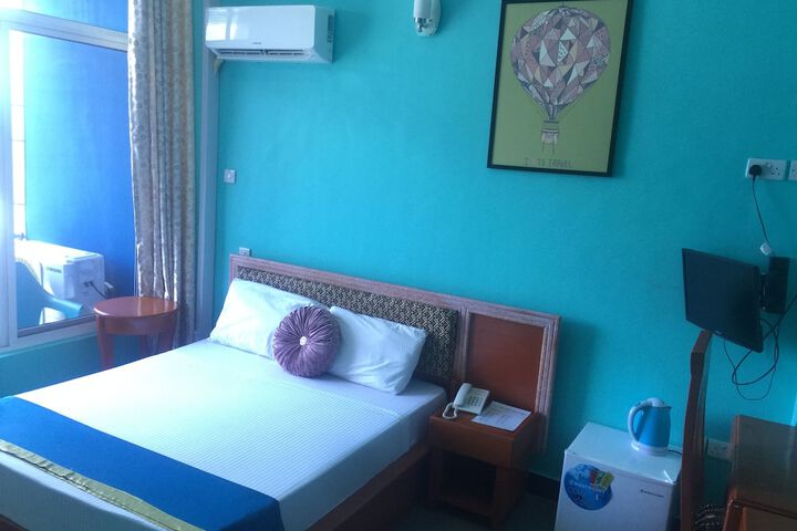 Room 9 of 58