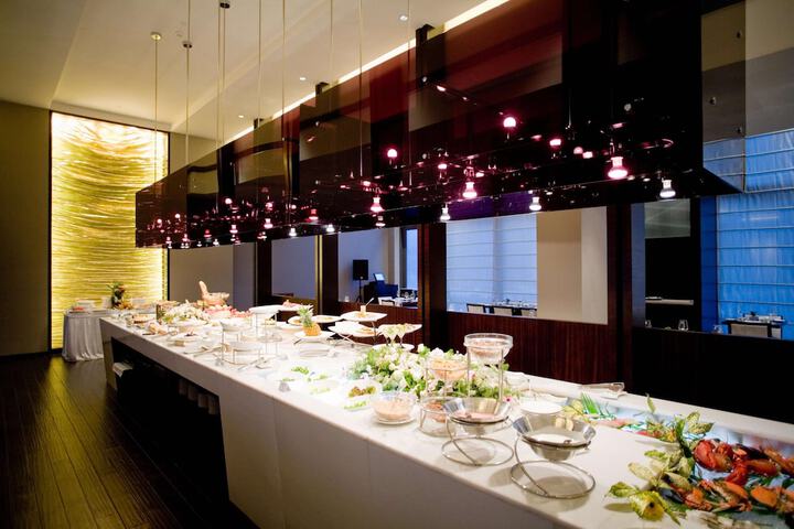 Dining 69 of 106