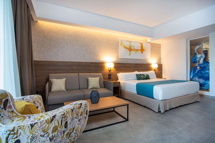 Room 45 of 259