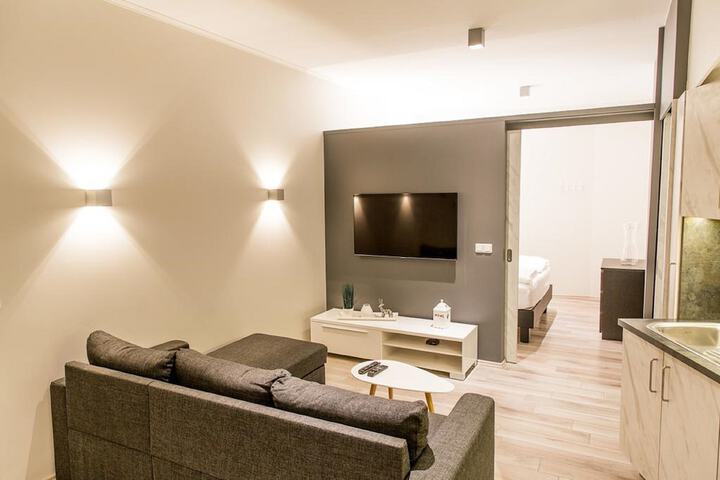 Room 34 of 51