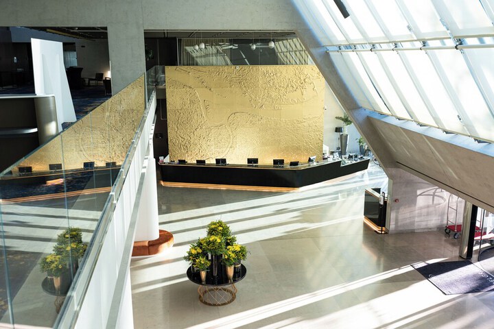 Hotel Lobby