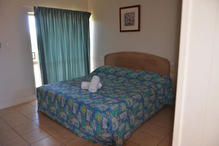 Room 2 of 46
