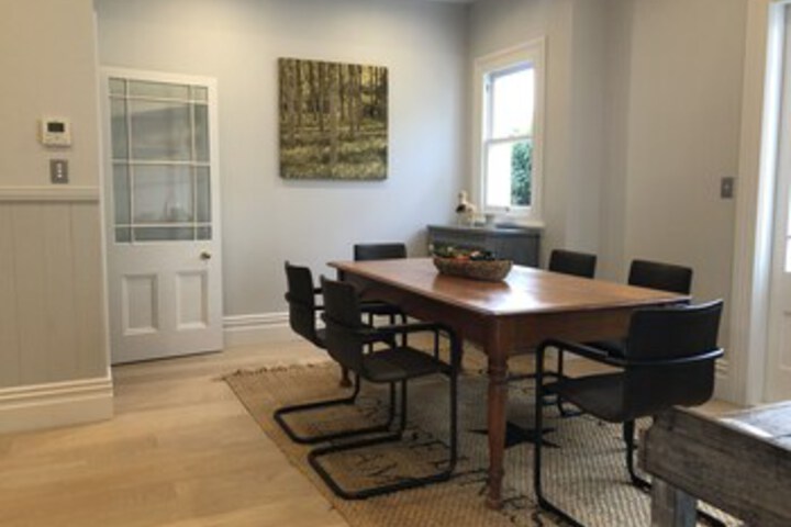 Room 9 of 23