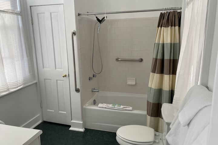 Room 162 of 170