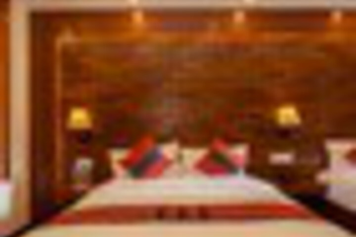 Room 107 of 339