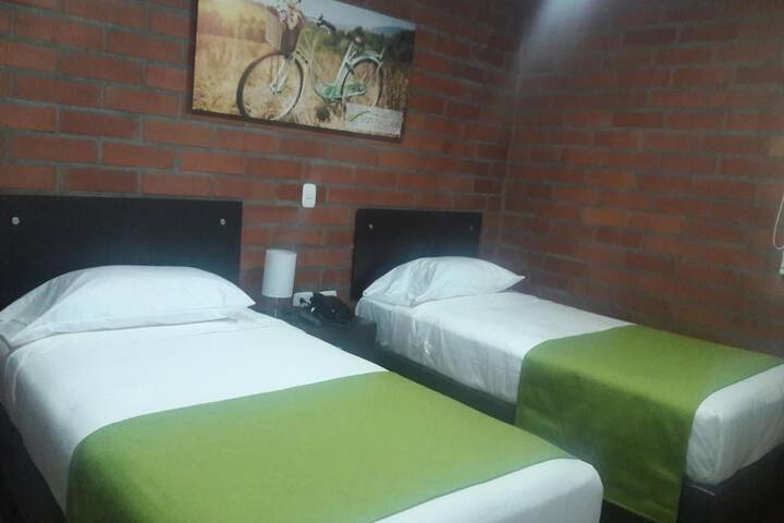 Room 12 of 46