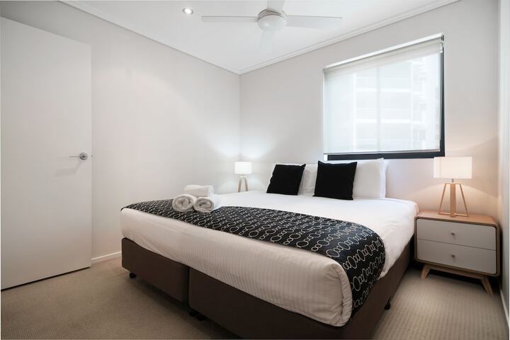 Room 14 of 65