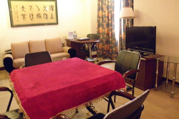Room 7 of 22
