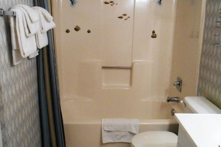 Room 7 of 15
