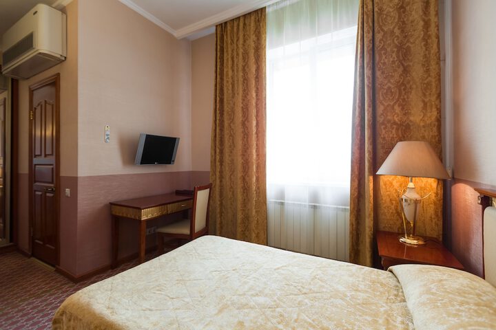 Room 14 of 92