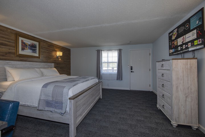 Room 10 of 125
