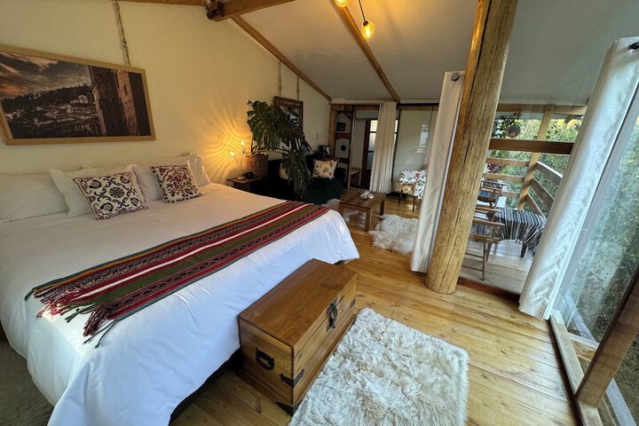 Room 8 of 23