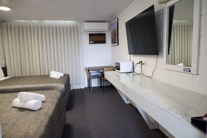 Room 9 of 45