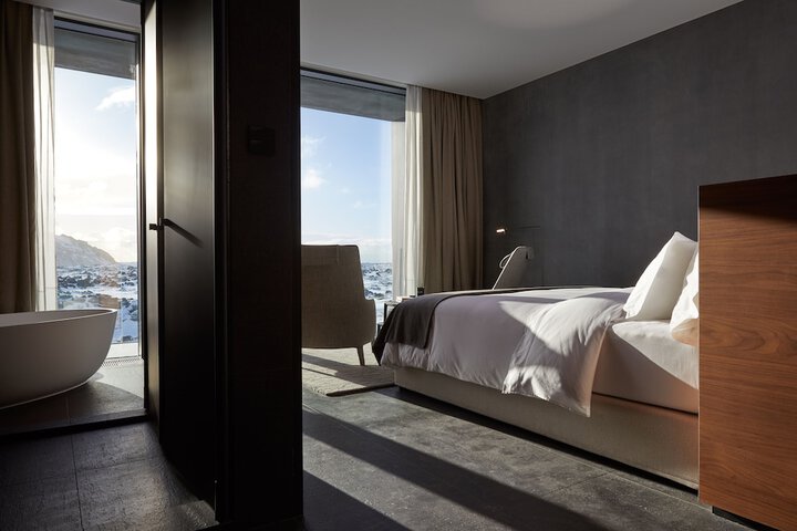 Room 13 of 48