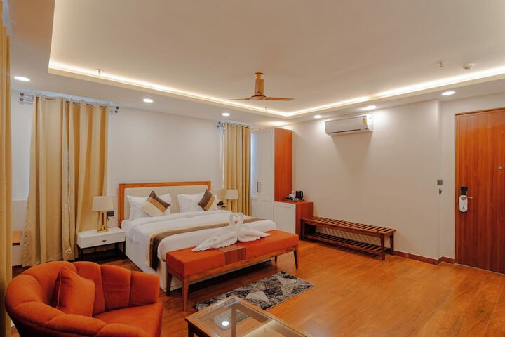 Room 15 of 35