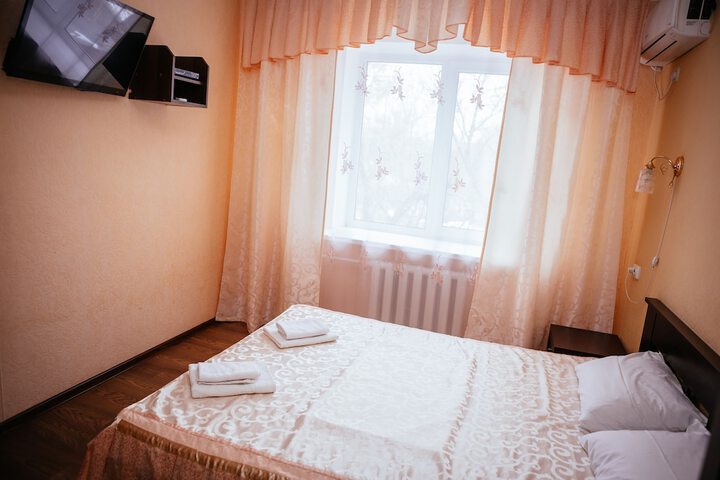 Room 12 of 40