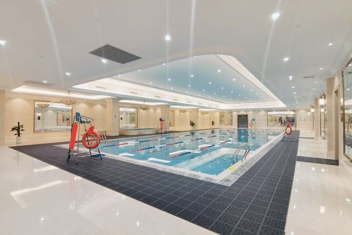 Pool 42 of 79