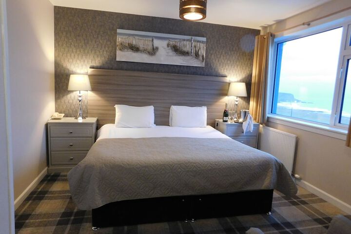 Room 4 of 59