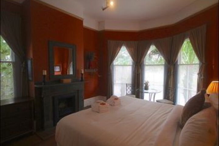 Room 45 of 120