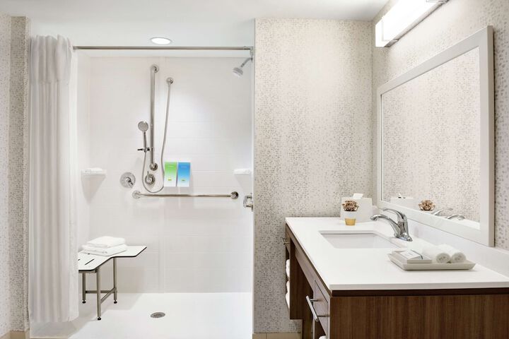 Bathroom shower