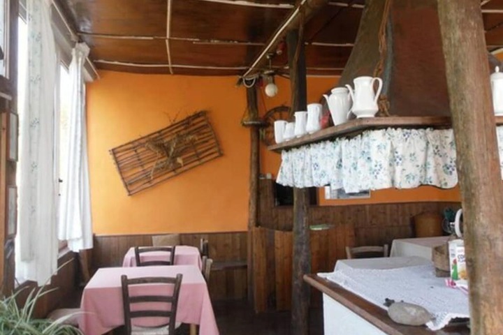 Breakfast/Coffee Service 10 of 32