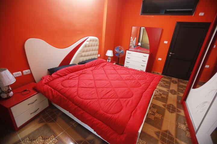 Room 11 of 26