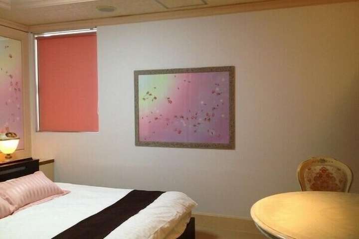 Room 15 of 43
