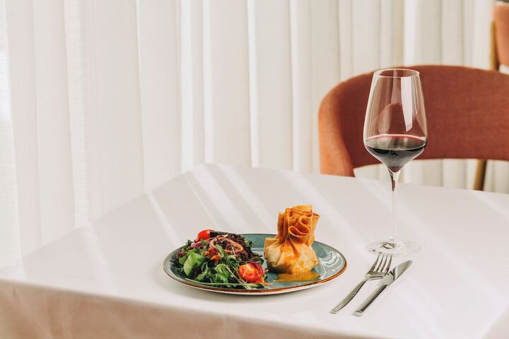 Dining 119 of 181