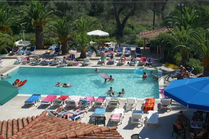 Hotel Pool