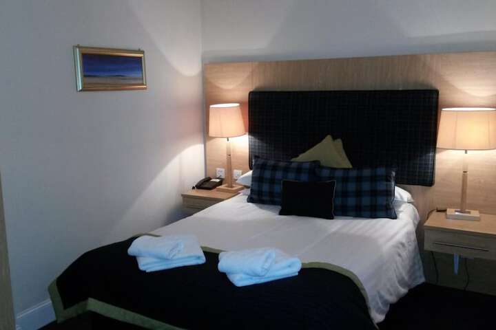 Room 16 of 41