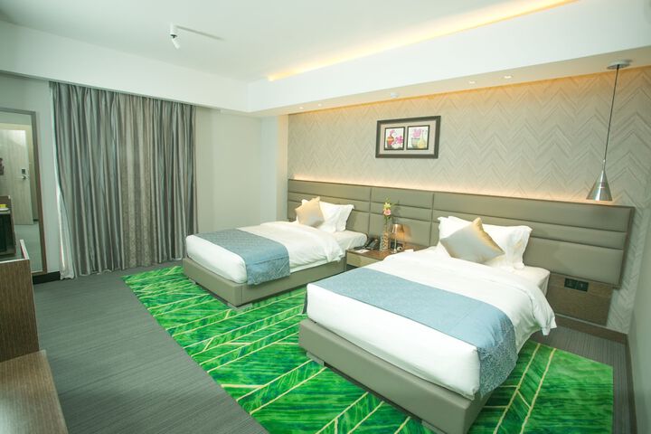 Room 8 of 45