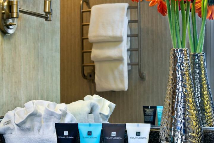 Room amenity