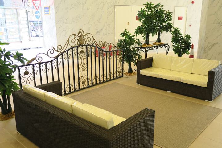 Lounge 99 of 117