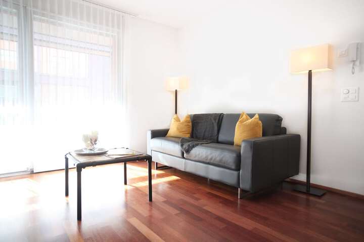 Room 28 of 38