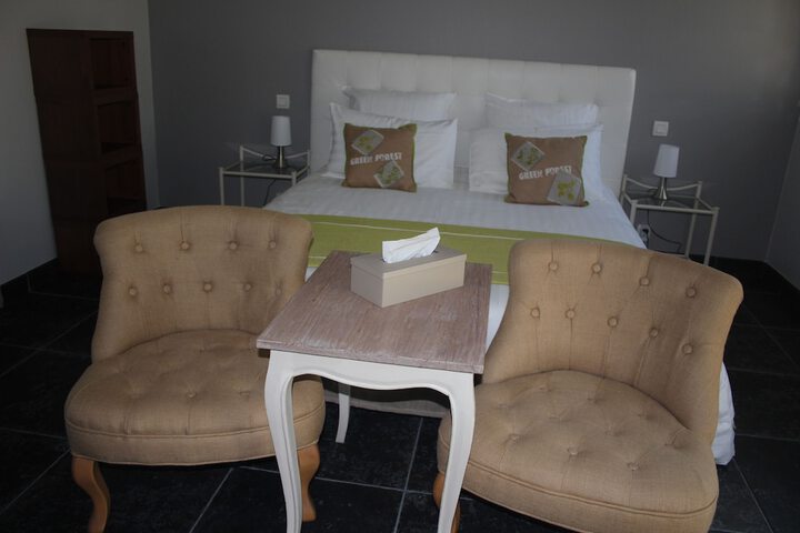 Room 14 of 23