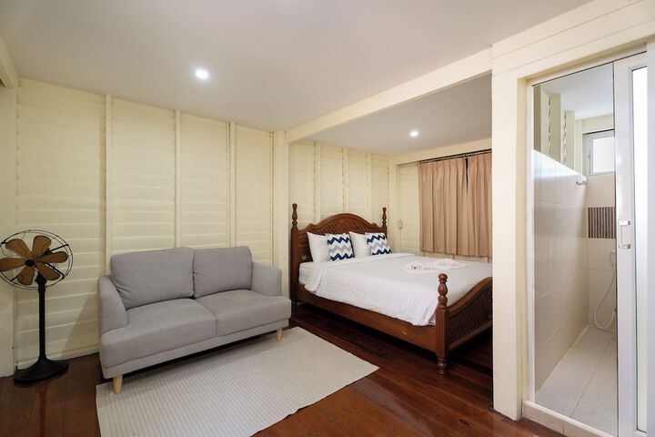 Room 20 of 53